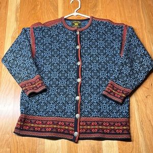 Wool sweater made in Norway